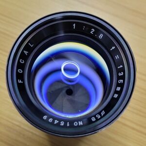 Focal 135mm F2.8 with Preset Aperture with T-Mount Lens with Hood Case Cap